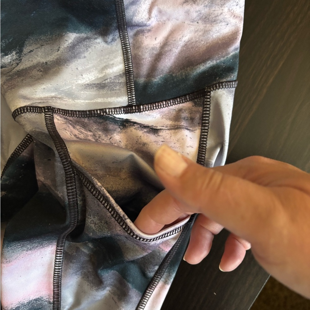 Tek Gear Dry Tek Stylish Multicolor Leggings And … - image 2